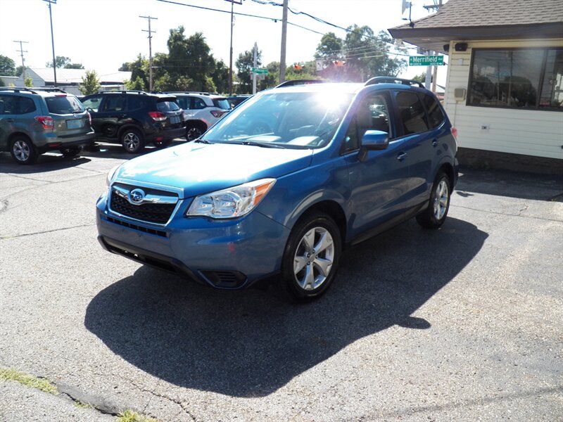 2015 Subaru Forester 2.5i Premium AWD - Photo 4 - Mishawaka, IN 46545