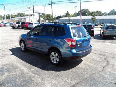 2015 Subaru Forester 2.5i Premium AWD - Photo 6 - Mishawaka, IN 46545
