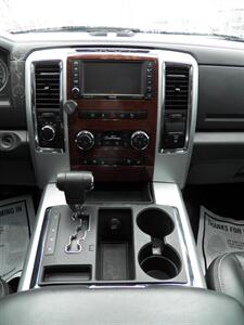 2011 RAM 1500 Laramie  4x4 - Photo 20 - Mishawaka, IN 46545