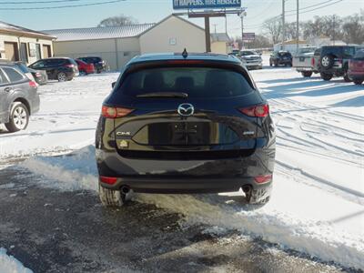 2018 Mazda CX-5 Touring   - Photo 4 - Mishawaka, IN 46545