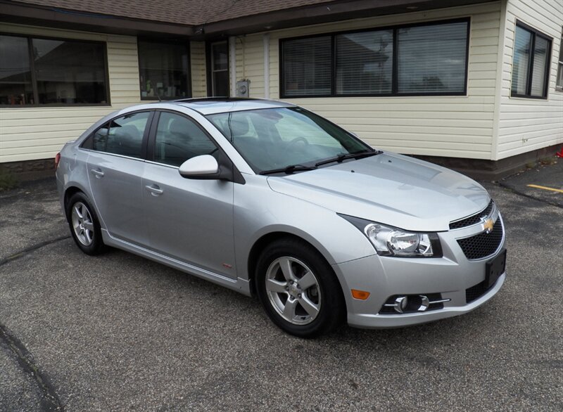 2014 Chevrolet Cruze 1LT Auto   - Photo 1 - Mishawaka, IN 46545