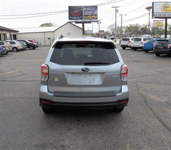 2017 Subaru Forester 2.5i Limited  AWD - Photo 4 - Mishawaka, IN 46545