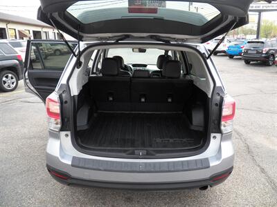 2017 Subaru Forester 2.5i Limited  AWD - Photo 15 - Mishawaka, IN 46545