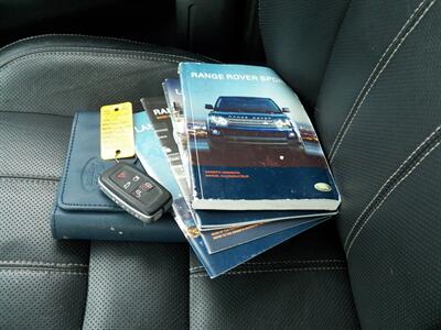 2011 Land Rover Range Rover Sport Supercharged  4WD - Photo 34 - Mishawaka, IN 46545