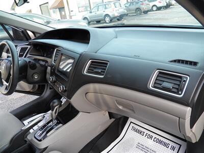 2013 Honda Civic LX   - Photo 14 - Mishawaka, IN 46545