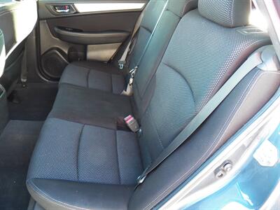 2017 Subaru Outback 2.5i Premium AWD - Photo 11 - Mishawaka, IN 46545