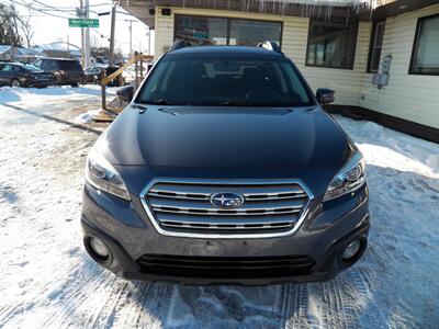 2017 Subaru Outback 2.5i Premium AWD - Photo 7 - Mishawaka, IN 46545