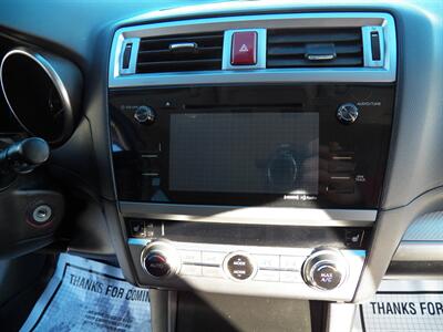 2017 Subaru Outback 2.5i Premium AWD - Photo 17 - Mishawaka, IN 46545