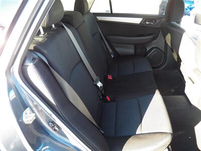 2017 Subaru Outback 2.5i Premium AWD - Photo 13 - Mishawaka, IN 46545