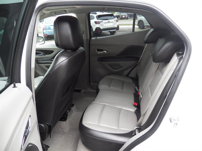 2013 Buick Encore Premium - Photo 9 - Mishawaka, IN 46545