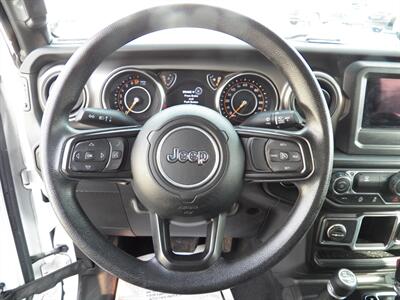 2022 Jeep Wrangler Sport  4x4 - Photo 16 - Mishawaka, IN 46545