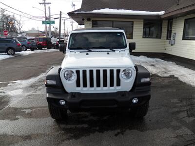 2022 Jeep Wrangler Sport  4x4 - Photo 8 - Mishawaka, IN 46545
