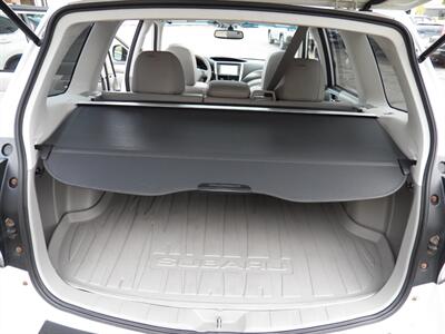 2011 Subaru Forester 2.5X Limited  AWD - Photo 12 - Mishawaka, IN 46545