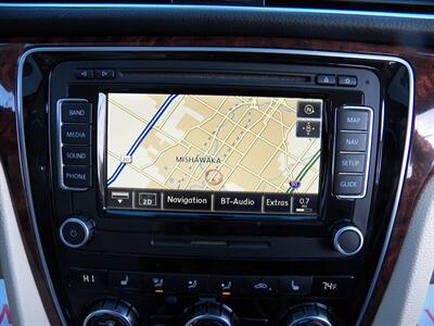 2013 Volkswagen Passat TDI SEL Premium   - Photo 18 - Mishawaka, IN 46545