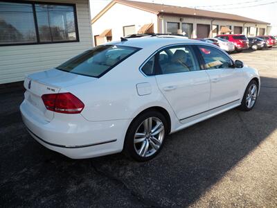2013 Volkswagen Passat TDI SEL Premium   - Photo 3 - Mishawaka, IN 46545