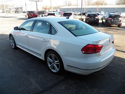 2013 Volkswagen Passat TDI SEL Premium   - Photo 2 - Mishawaka, IN 46545
