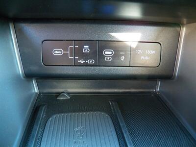 2024 Hyundai SONATA Hybrid SEL   - Photo 19 - Mishawaka, IN 46545