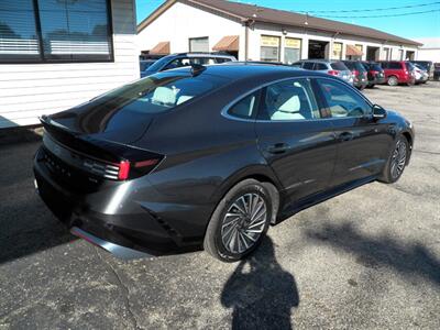 2024 Hyundai SONATA Hybrid SEL   - Photo 4 - Mishawaka, IN 46545