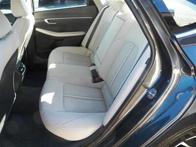 2024 Hyundai SONATA Hybrid SEL   - Photo 9 - Mishawaka, IN 46545
