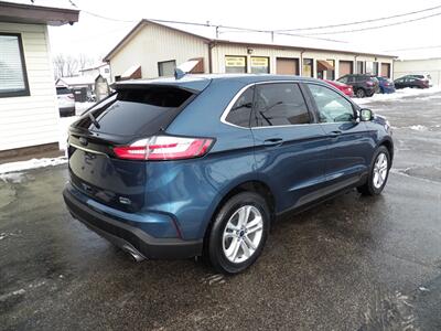 2019 Ford Edge SEL  AWD - Photo 3 - Mishawaka, IN 46545