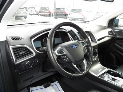 2019 Ford Edge SEL  AWD - Photo 11 - Mishawaka, IN 46545