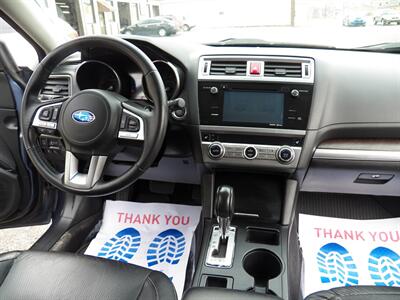 2017 Subaru Outback 2.5i Limited  AWD - Photo 16 - Mishawaka, IN 46545