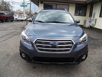 2017 Subaru Outback 2.5i Limited  AWD - Photo 5 - Mishawaka, IN 46545