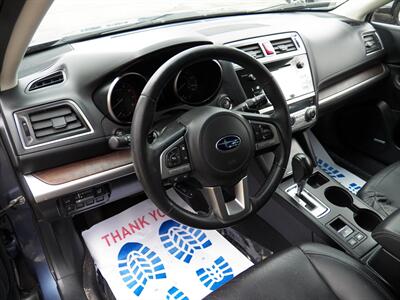 2017 Subaru Outback 2.5i Limited  AWD - Photo 7 - Mishawaka, IN 46545