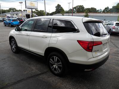 2017 Honda Pilot EX-L AWD - Photo 3 - Mishawaka, IN 46545