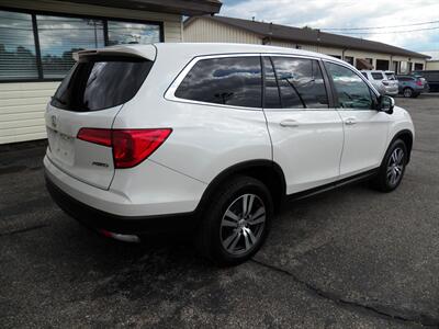 2017 Honda Pilot EX-L AWD - Photo 2 - Mishawaka, IN 46545
