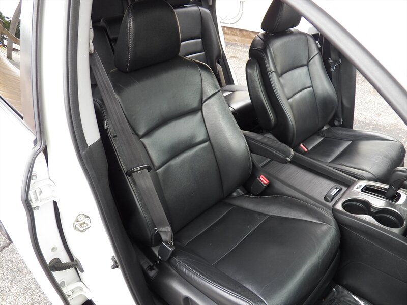 2017 Honda Pilot EX-L AWD - Photo 16 - Mishawaka, IN 46545