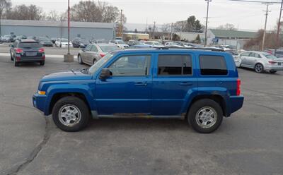 2010 Jeep Patriot Sport   - Photo 6 - Mishawaka, IN 46545