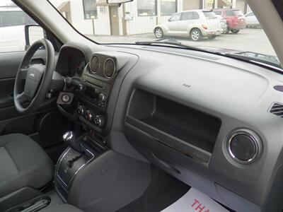 2010 Jeep Patriot Sport   - Photo 15 - Mishawaka, IN 46545