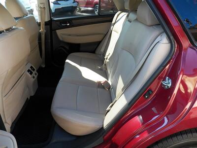 2016 Subaru Outback 2.5i Limited  AWD - Photo 10 - Mishawaka, IN 46545