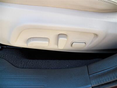 2016 Subaru Outback 2.5i Limited  AWD - Photo 9 - Mishawaka, IN 46545