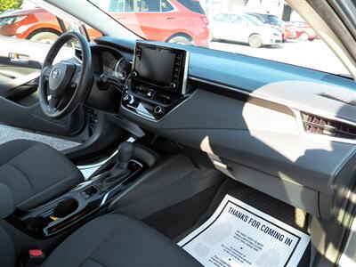2021 Toyota Corolla LE   - Photo 11 - Mishawaka, IN 46545