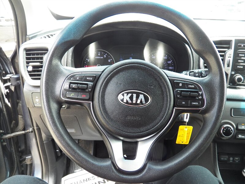 2017 Kia Sportage LX AWD - Photo 14 - Mishawaka, IN 46545