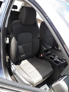 2017 Kia Sportage LX AWD - Photo 10 - Mishawaka, IN 46545