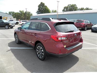 2017 Subaru Outback 3.6R Limited  AWD - Photo 5 - Mishawaka, IN 46545
