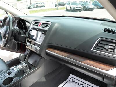 2017 Subaru Outback 3.6R Limited  AWD - Photo 18 - Mishawaka, IN 46545