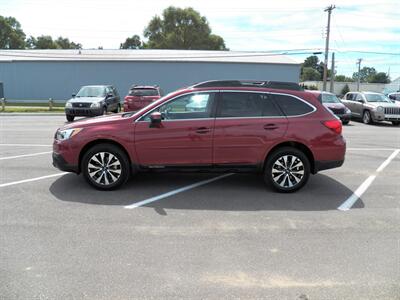 2017 Subaru Outback 3.6R Limited  AWD - Photo 6 - Mishawaka, IN 46545