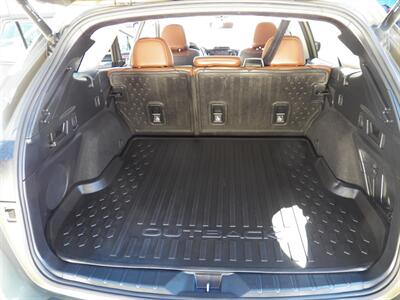 2021 Subaru Outback Touring  AWD - Photo 10 - Mishawaka, IN 46545