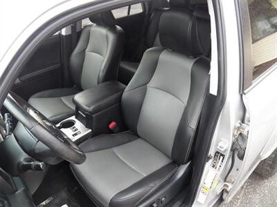 2018 Toyota 4Runner SR5 Premium 4X4 - Photo 8 - Mishawaka, IN 46545