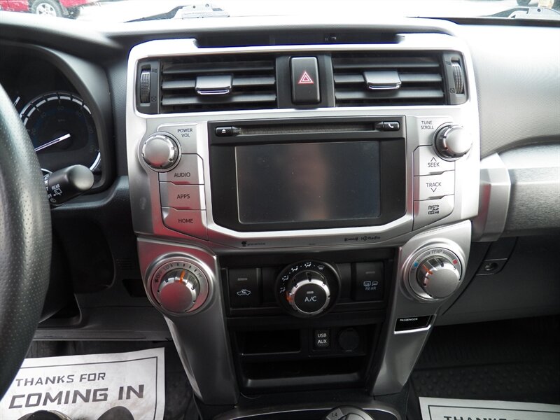 2018 Toyota 4Runner SR5 Premium 4X4 - Photo 18 - Mishawaka, IN 46545