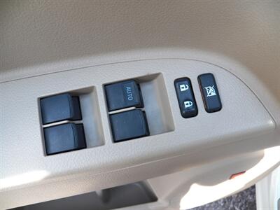 2010 Toyota Highlander Hybrid Limited  AWD - Photo 20 - Mishawaka, IN 46545