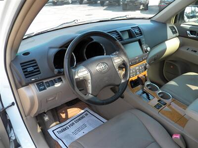 2010 Toyota Highlander Hybrid Limited  AWD - Photo 10 - Mishawaka, IN 46545