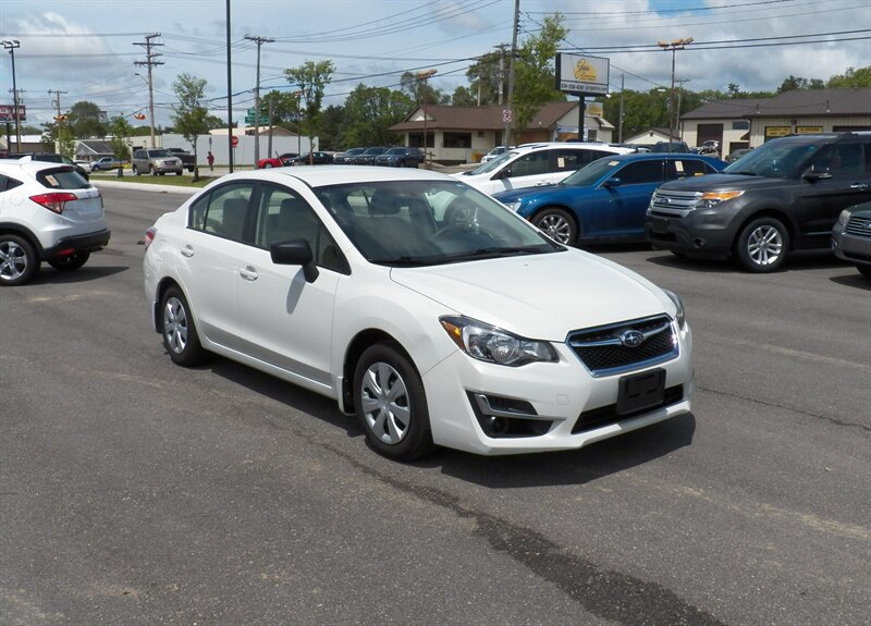 2016 Subaru Impreza 2.0i AWD - Photo 1 - Mishawaka, IN 46545