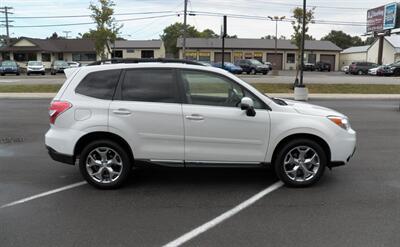 2015 Subaru Forester 2.5i Touring  AWD - Photo 2 - Mishawaka, IN 46545