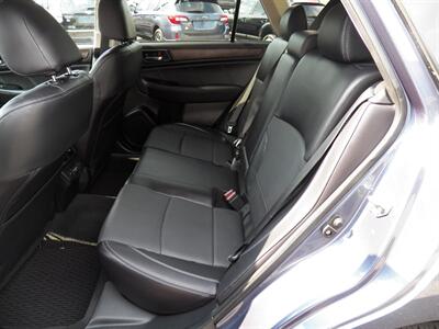 2018 Subaru Outback 3.6R Limited  AWD - Photo 16 - Mishawaka, IN 46545