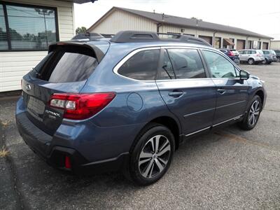 2018 Subaru Outback 3.6R Limited  AWD - Photo 3 - Mishawaka, IN 46545